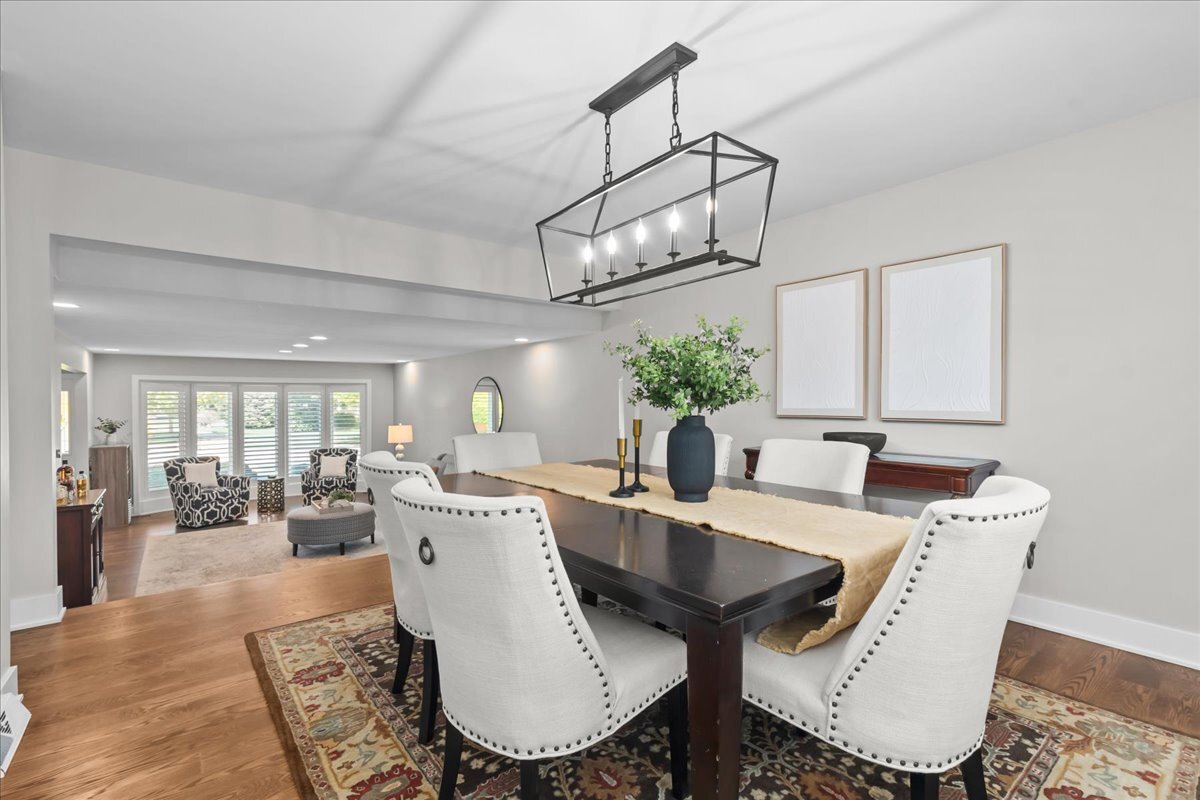 3365 Lake Knoll Drive