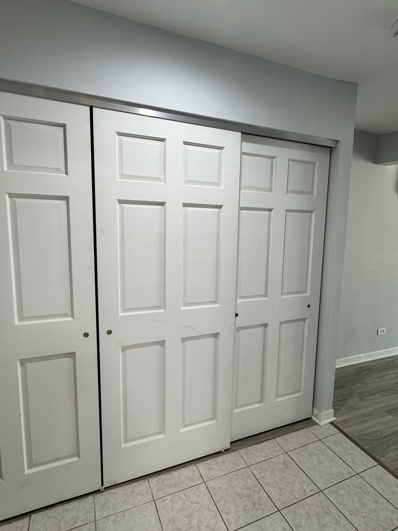 1960 Cherry Lane Unit: 303