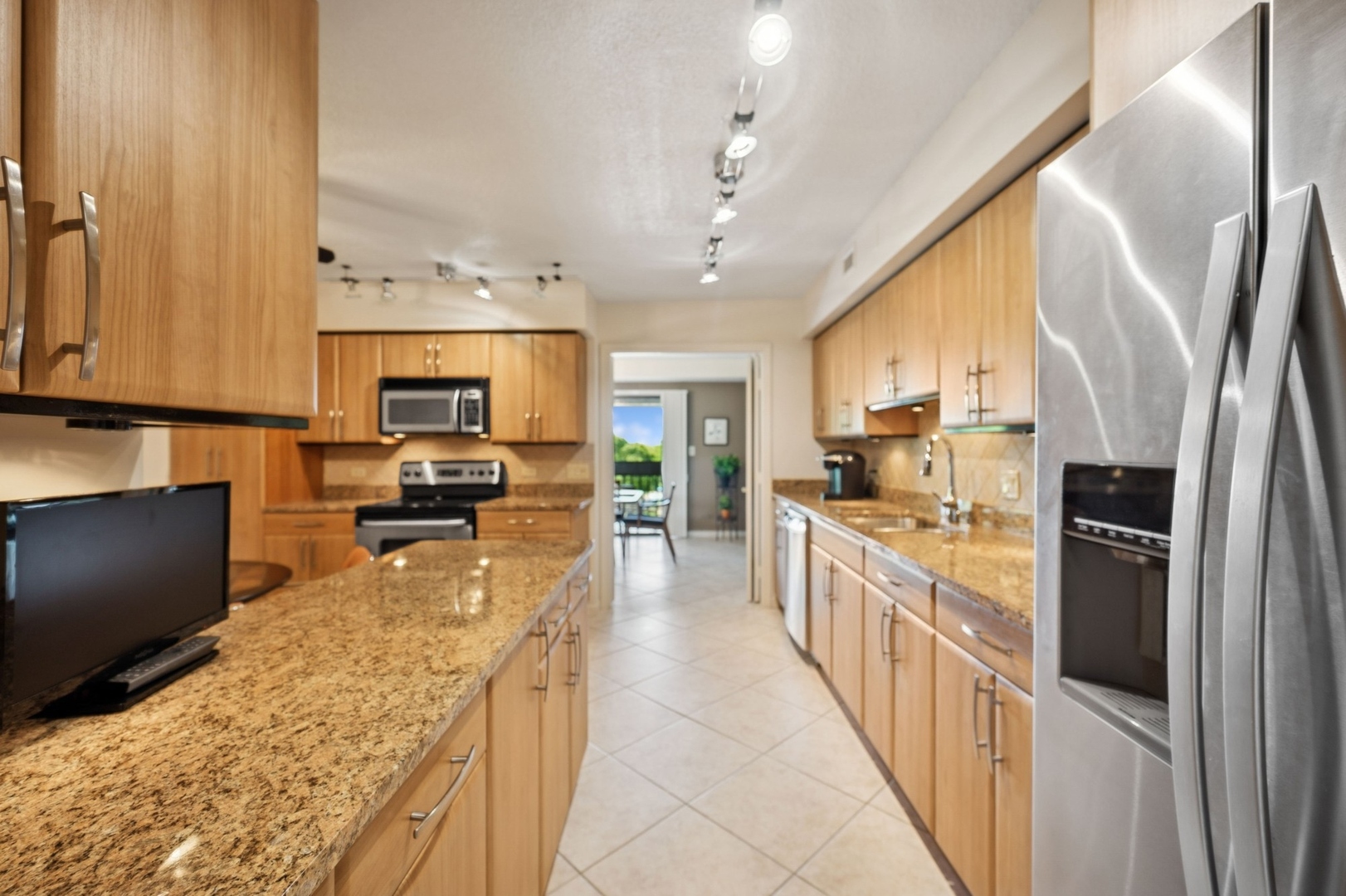 1671 Mission Hills Road Unit: 501