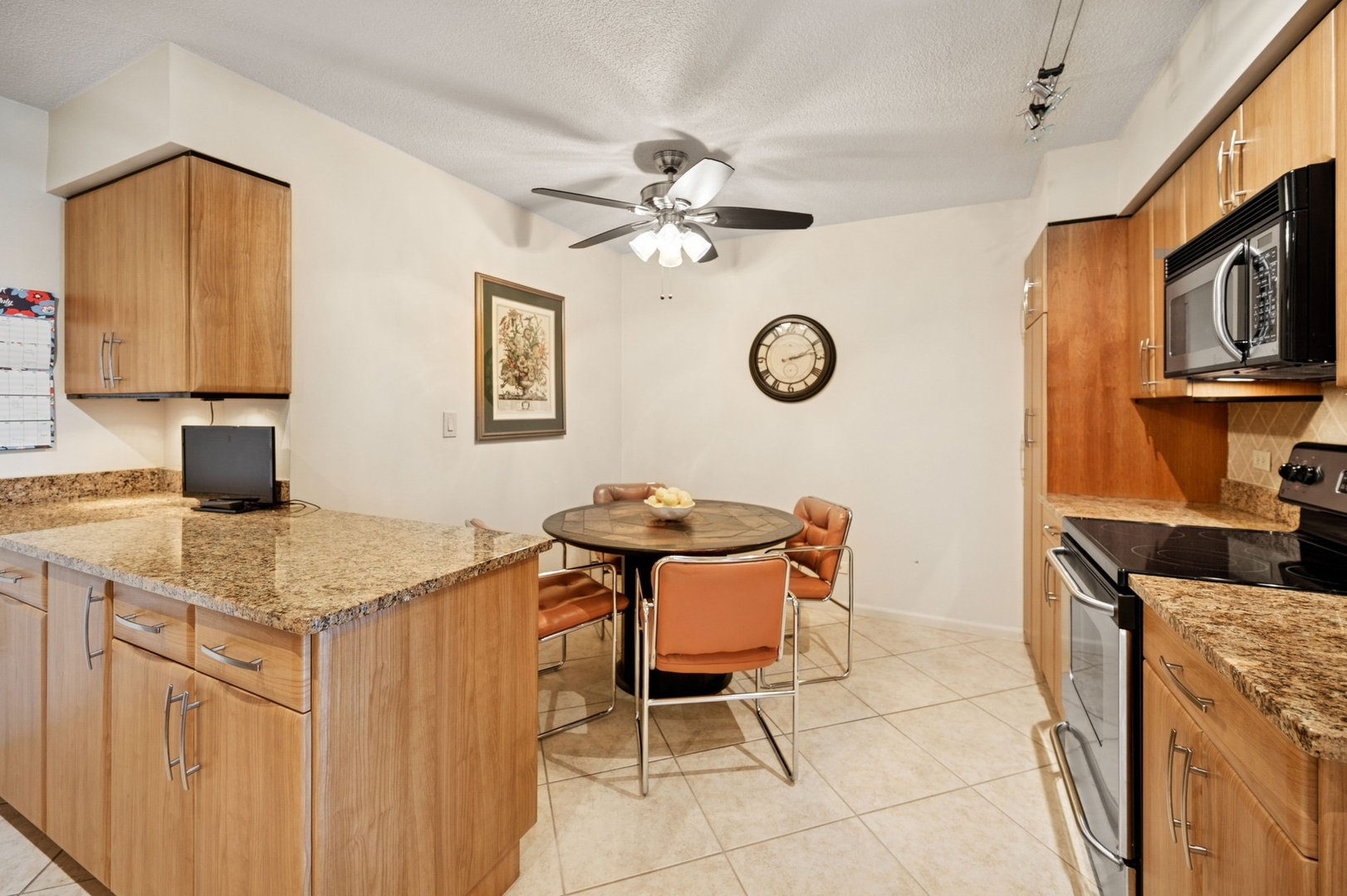 1671 Mission Hills Road Unit: 501