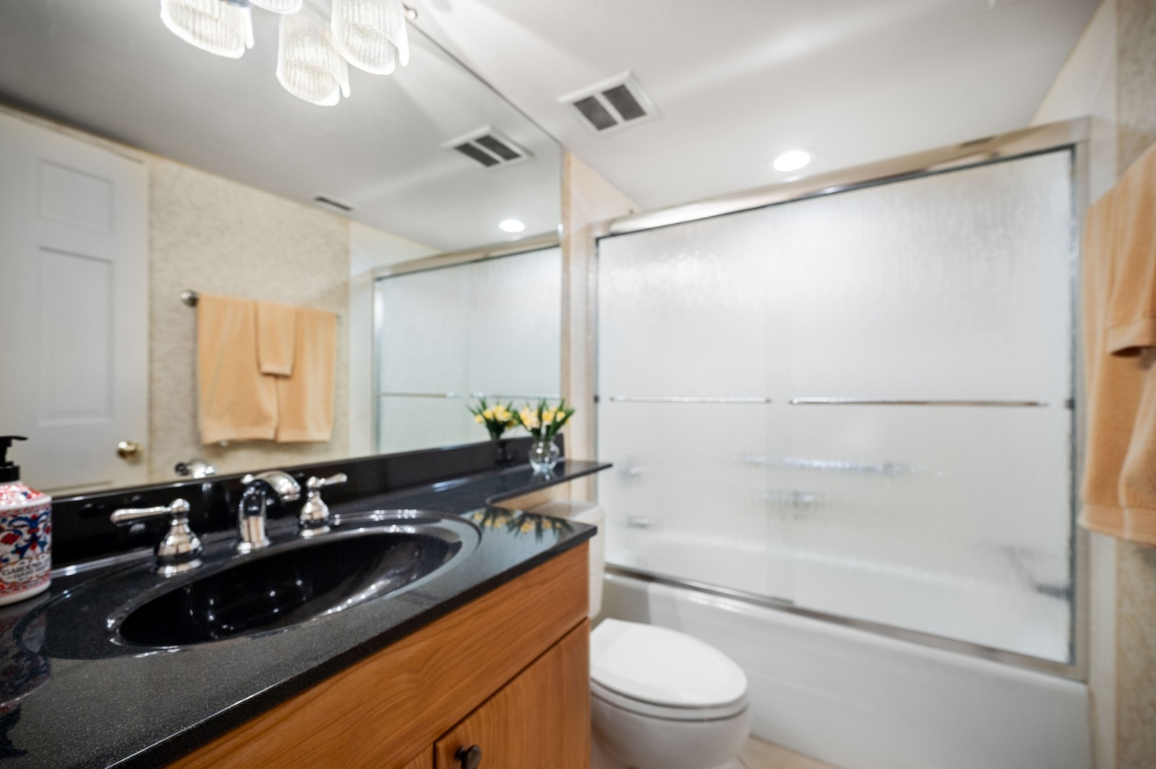 1671 Mission Hills Road Unit: 501