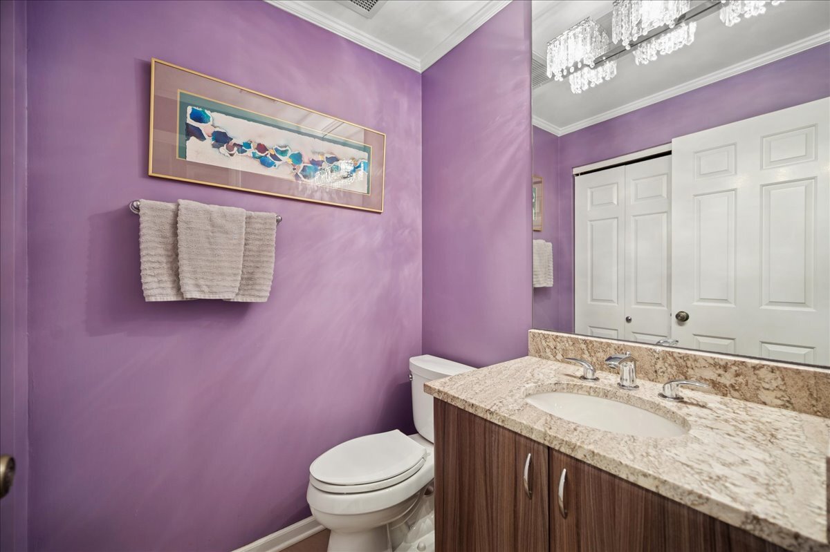 3741 MISSION HILLS Road Unit: 209