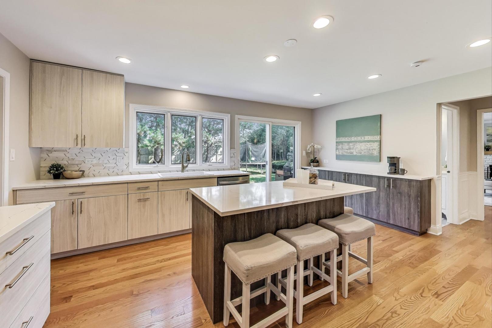 3622 Dauphine Avenue