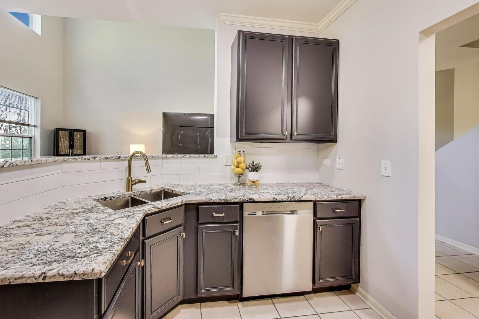 970 Kensington Drive