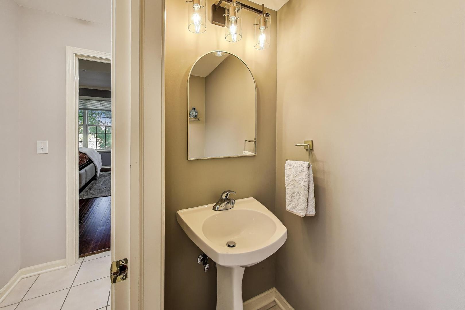 970 Kensington Drive