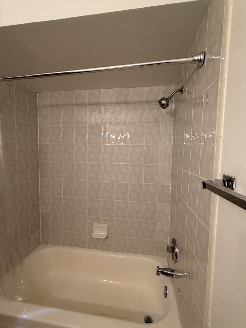 1970 CHERRY Lane Unit: 306