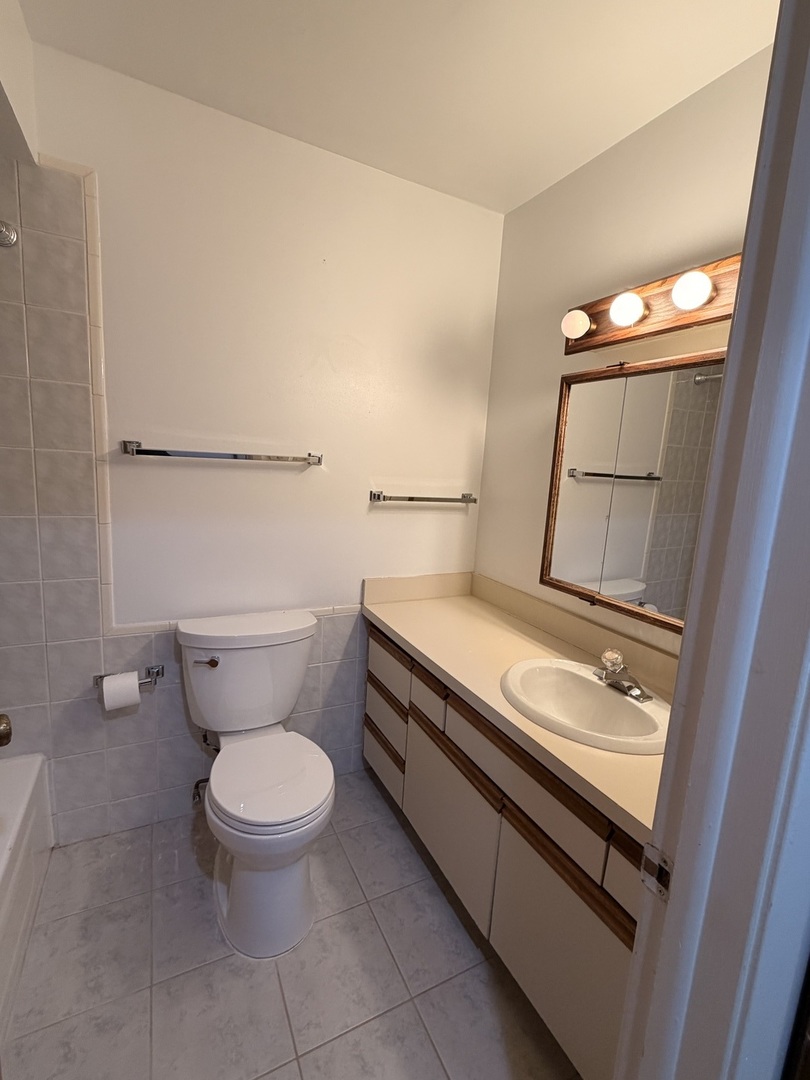 1970 CHERRY Lane Unit: 306