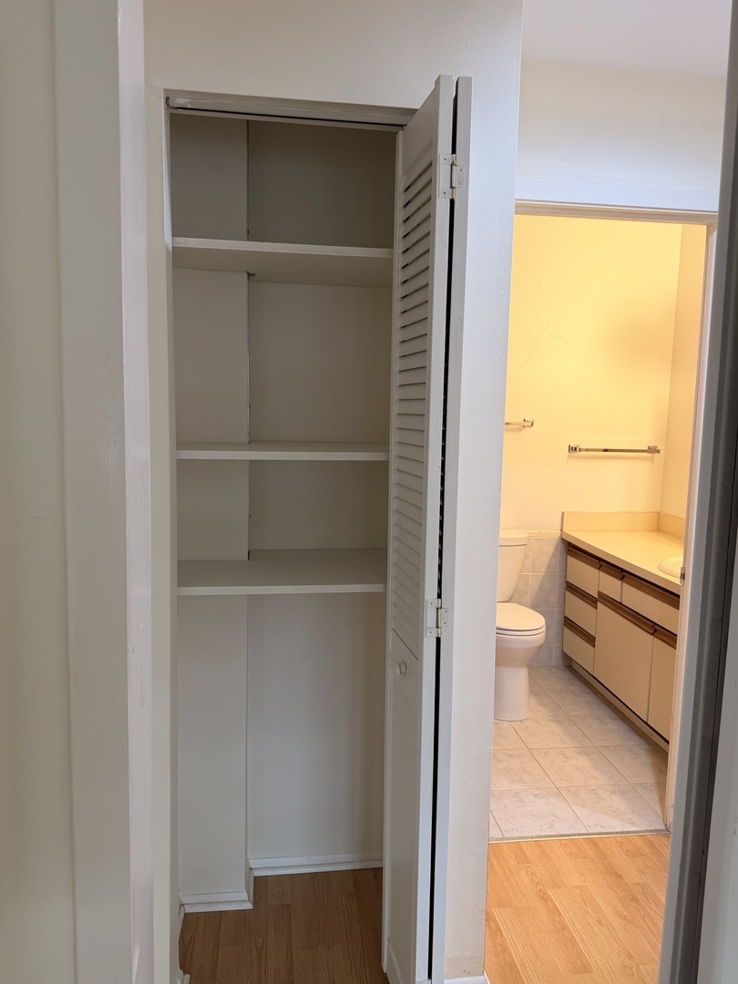 1970 CHERRY Lane Unit: 306