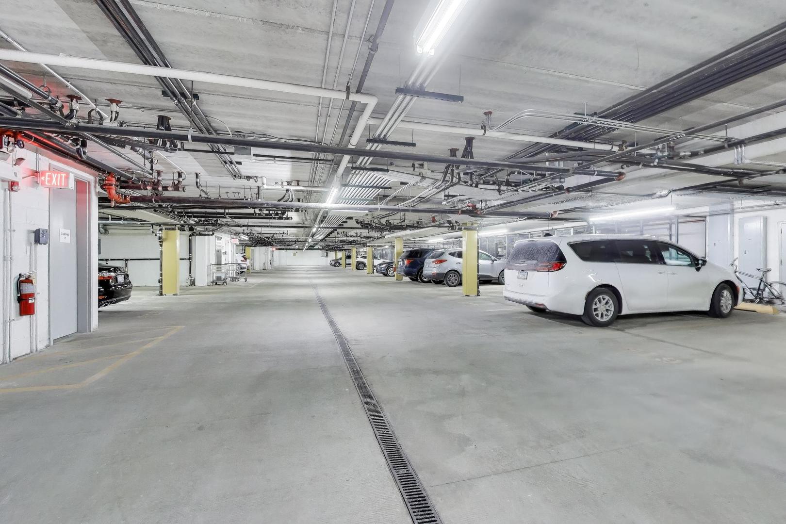 1914 Farnsworth Lane Unit: 208