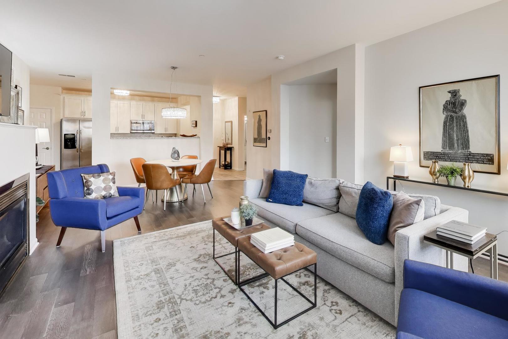 1914 Farnsworth Lane Unit: 208