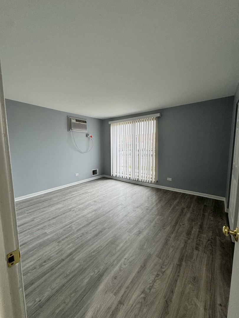 1920 Cherry Lane Unit: 219
