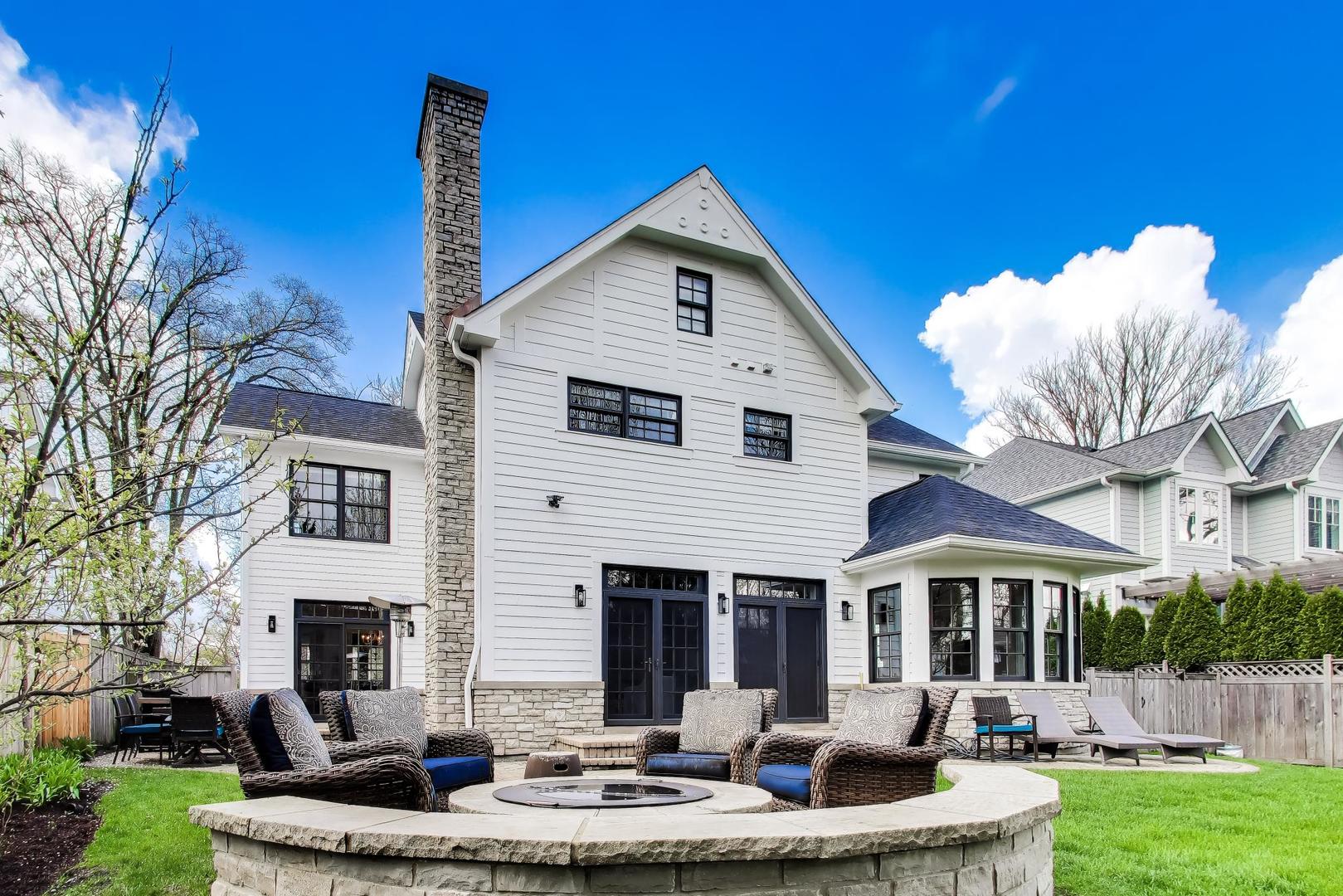 2214 Ash Lane