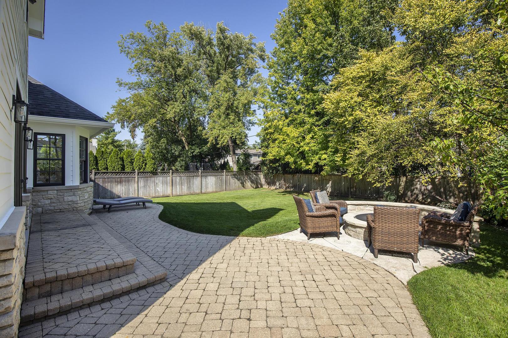 2214 Ash Lane