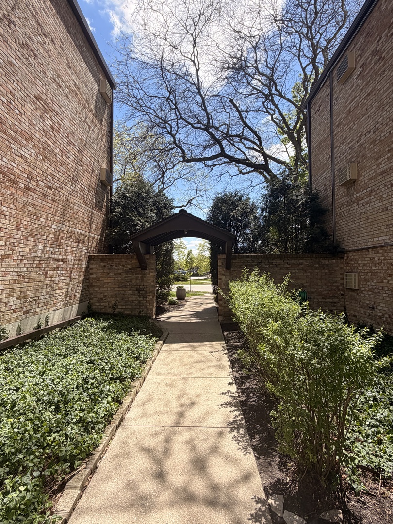 1950 CHERRY Lane Unit: 316