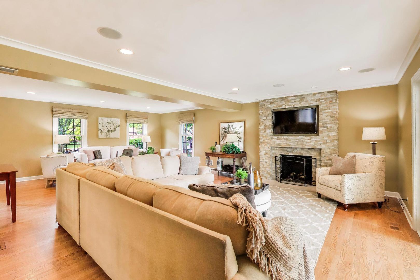 363 Anjou Drive