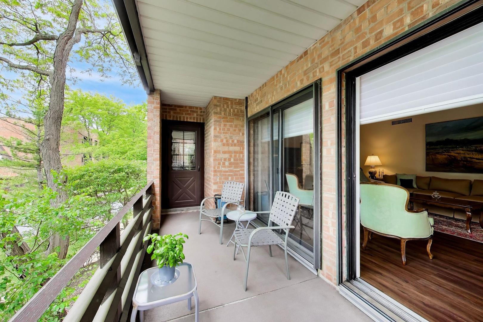1066 Shermer Road Unit: 20