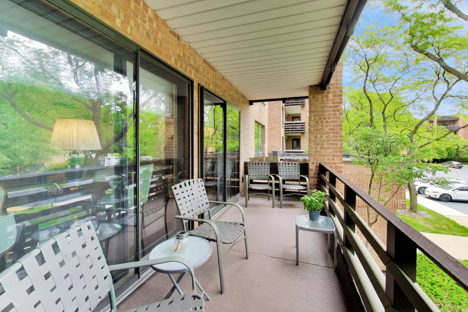 1066 Shermer Road Unit: 20
