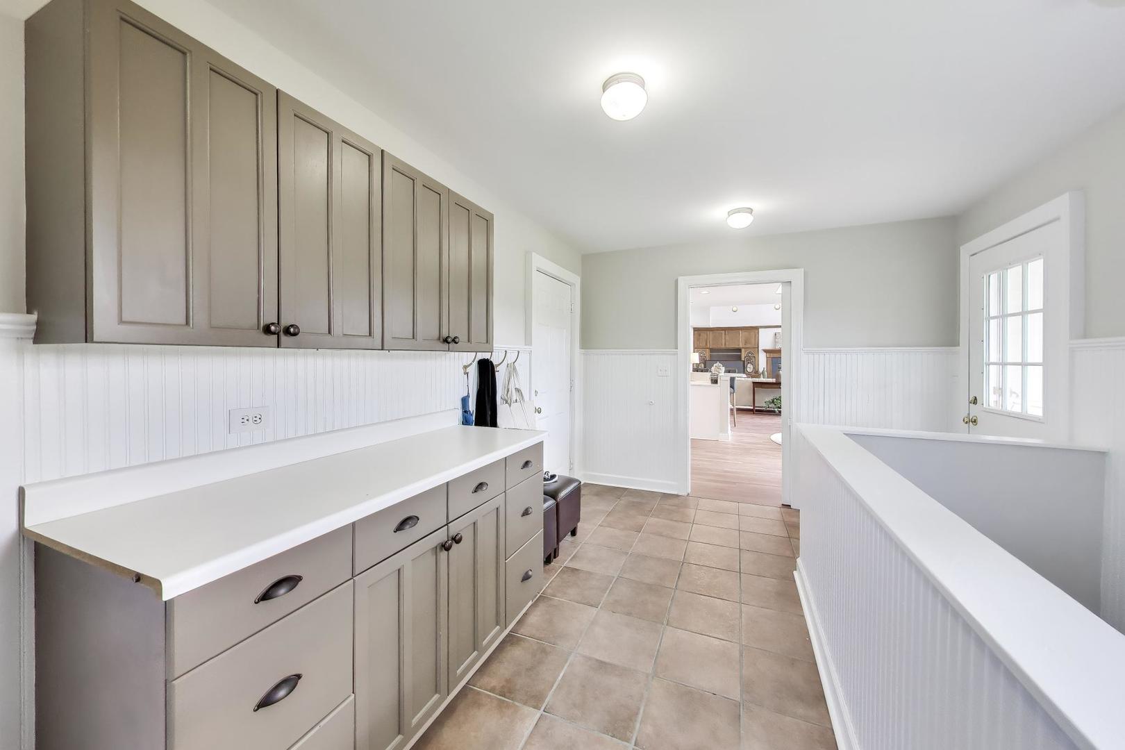 2074 Greenview Road
