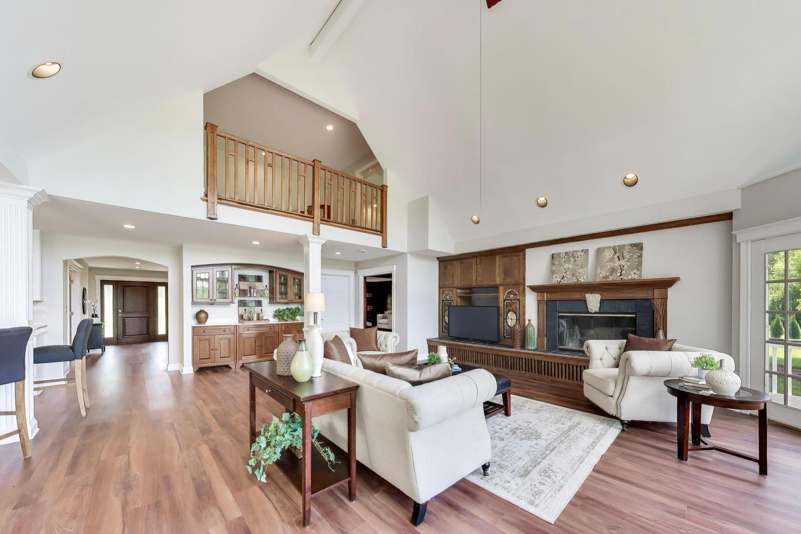 2074 Greenview Road