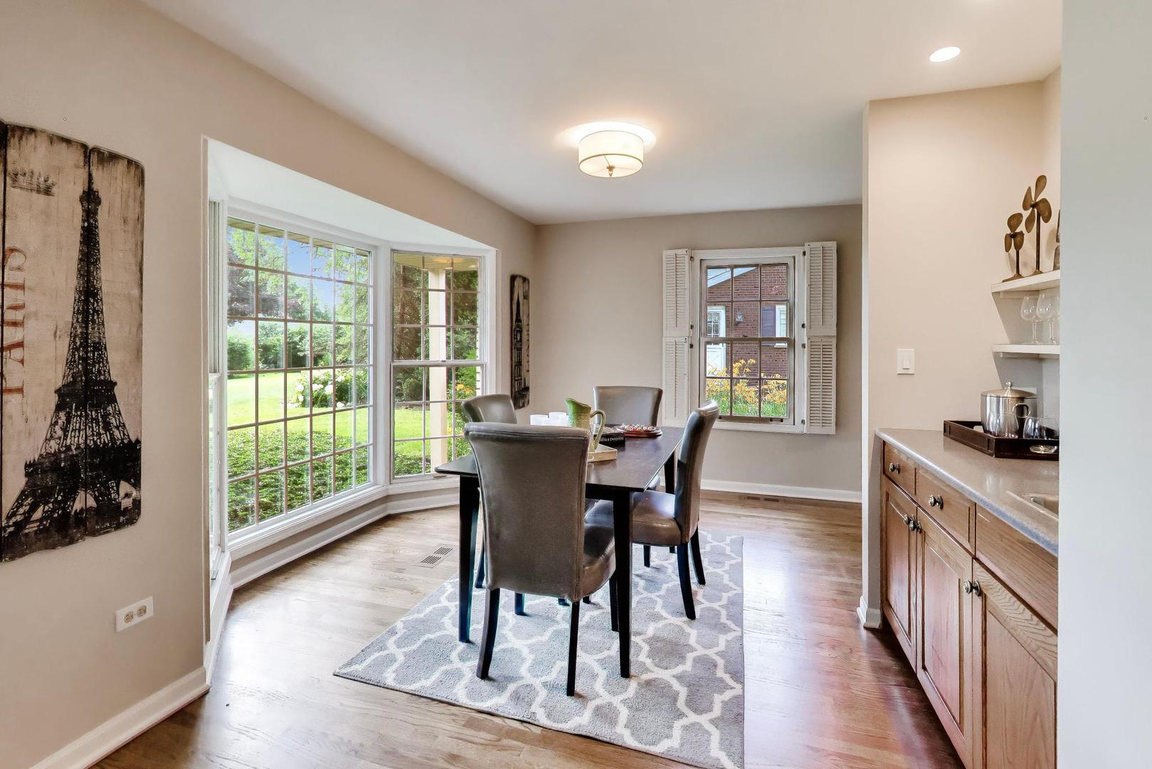 841 Woodbine Lane
