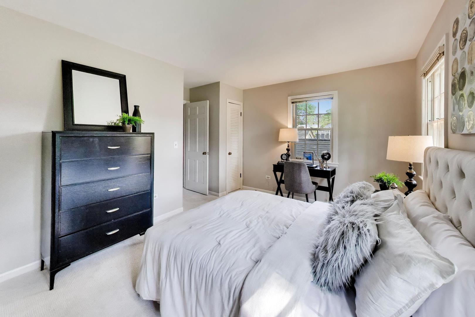 841 Woodbine Lane