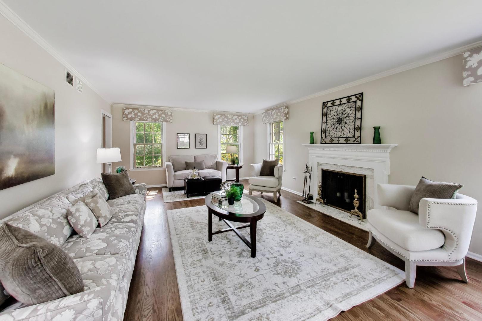 841 Woodbine Lane