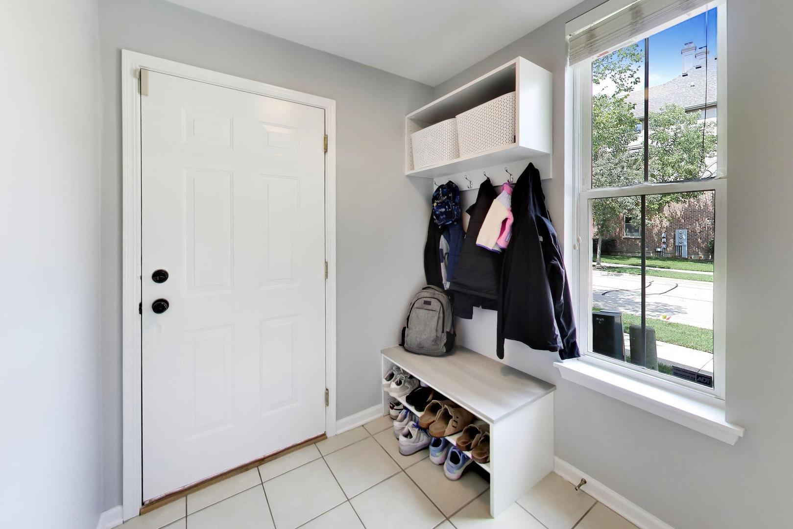 1762 Tudor Lane