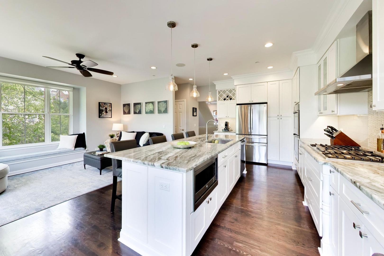 1762 Tudor Lane