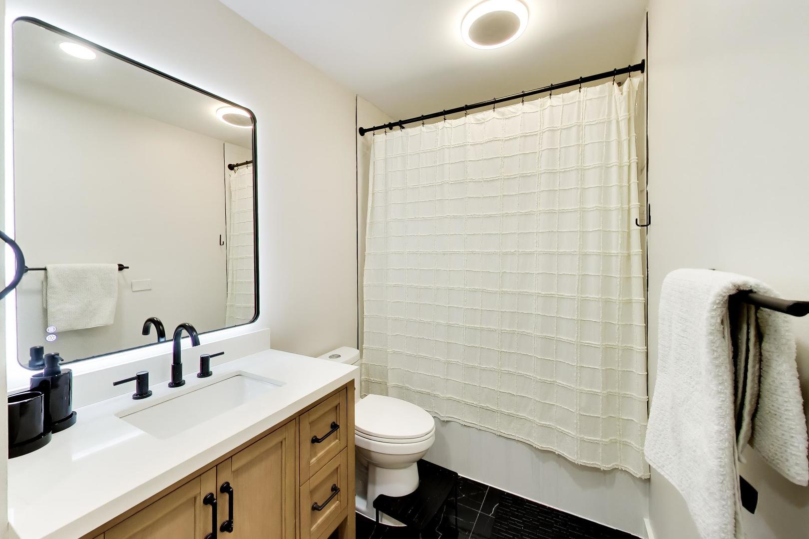 1402 Waukegan Road