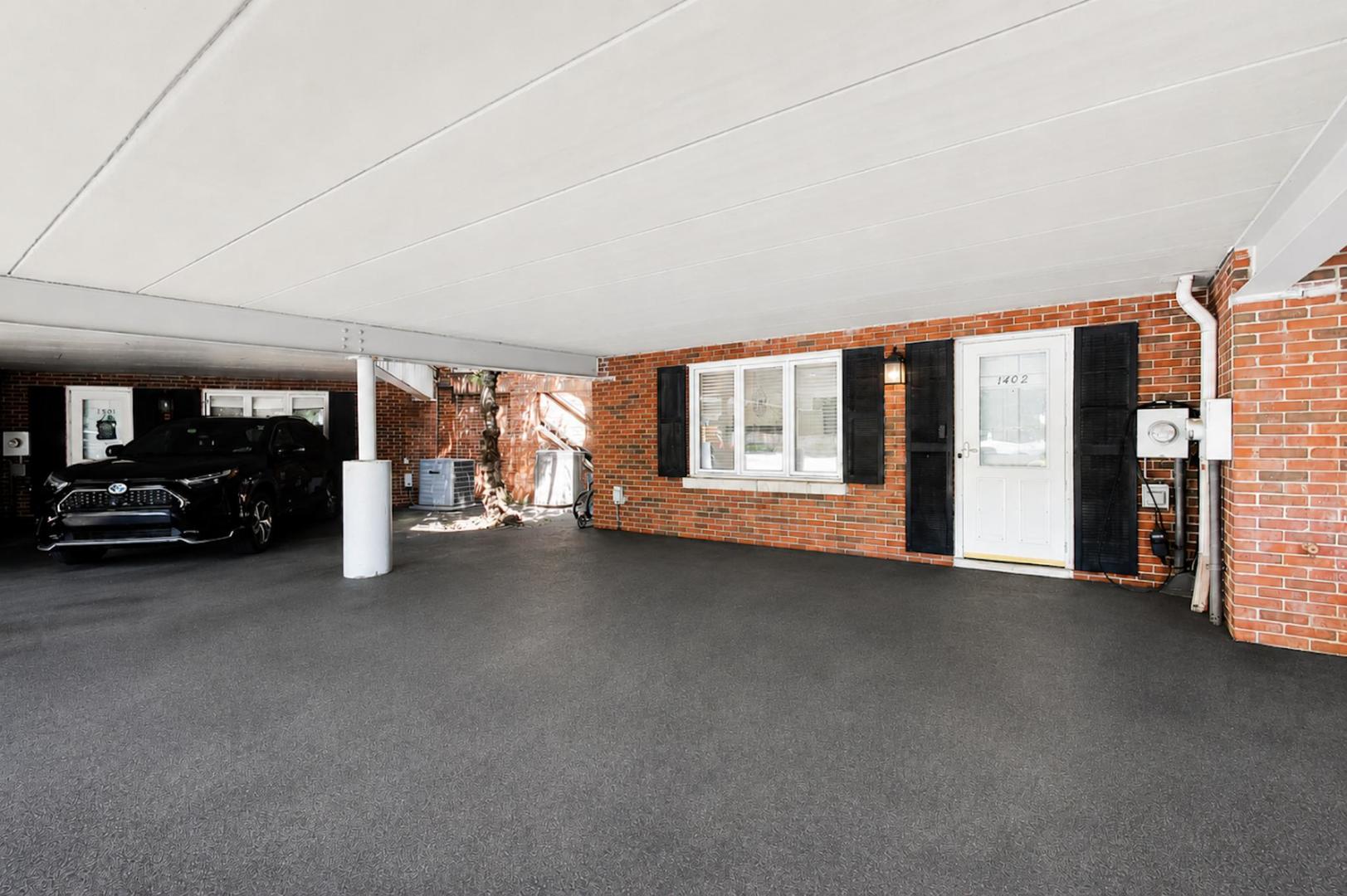 1402 Waukegan Road
