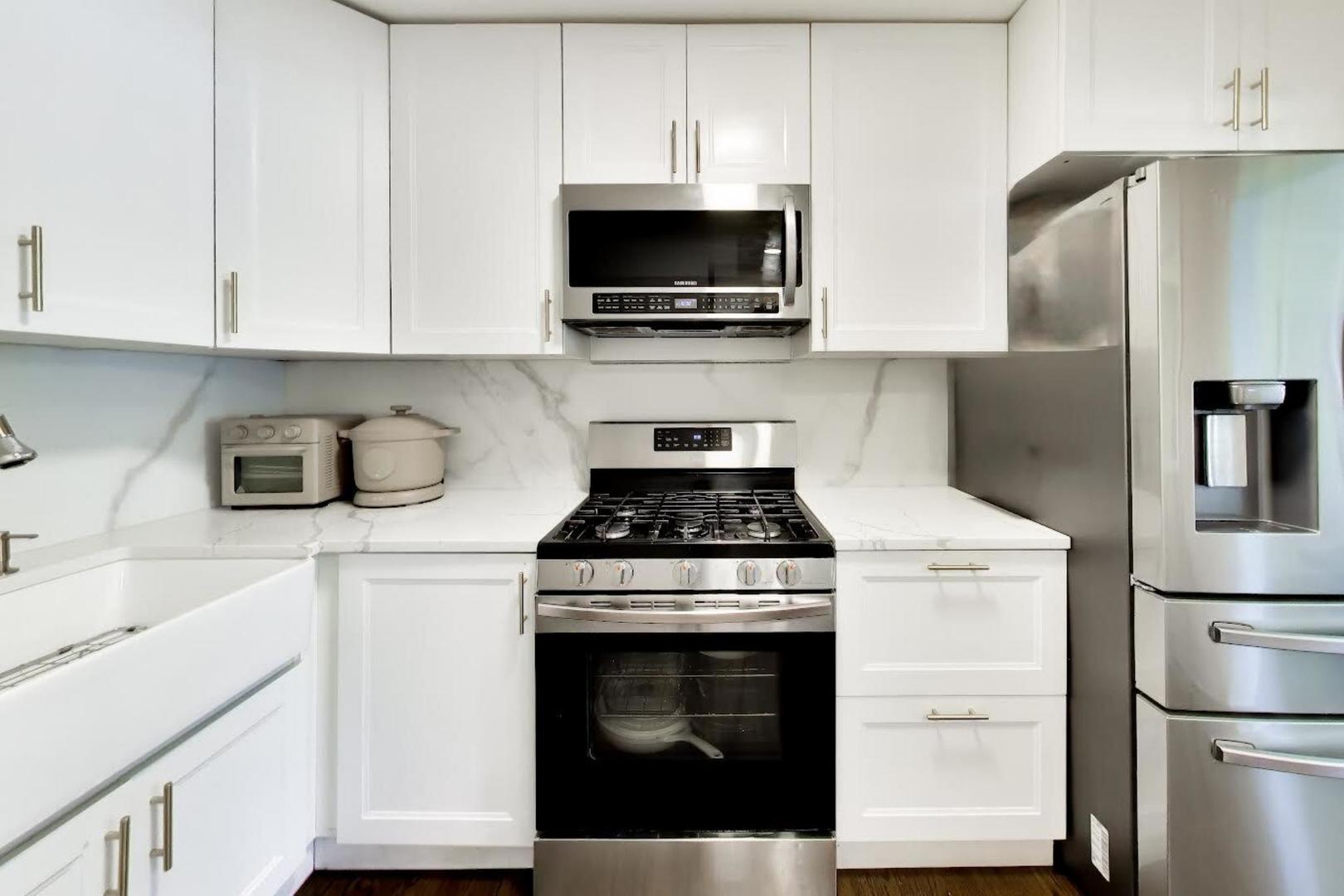 1402 Waukegan Road