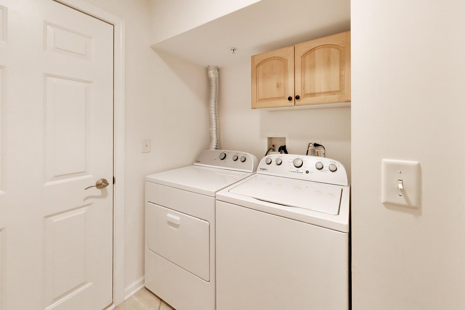 899 Bromley Place