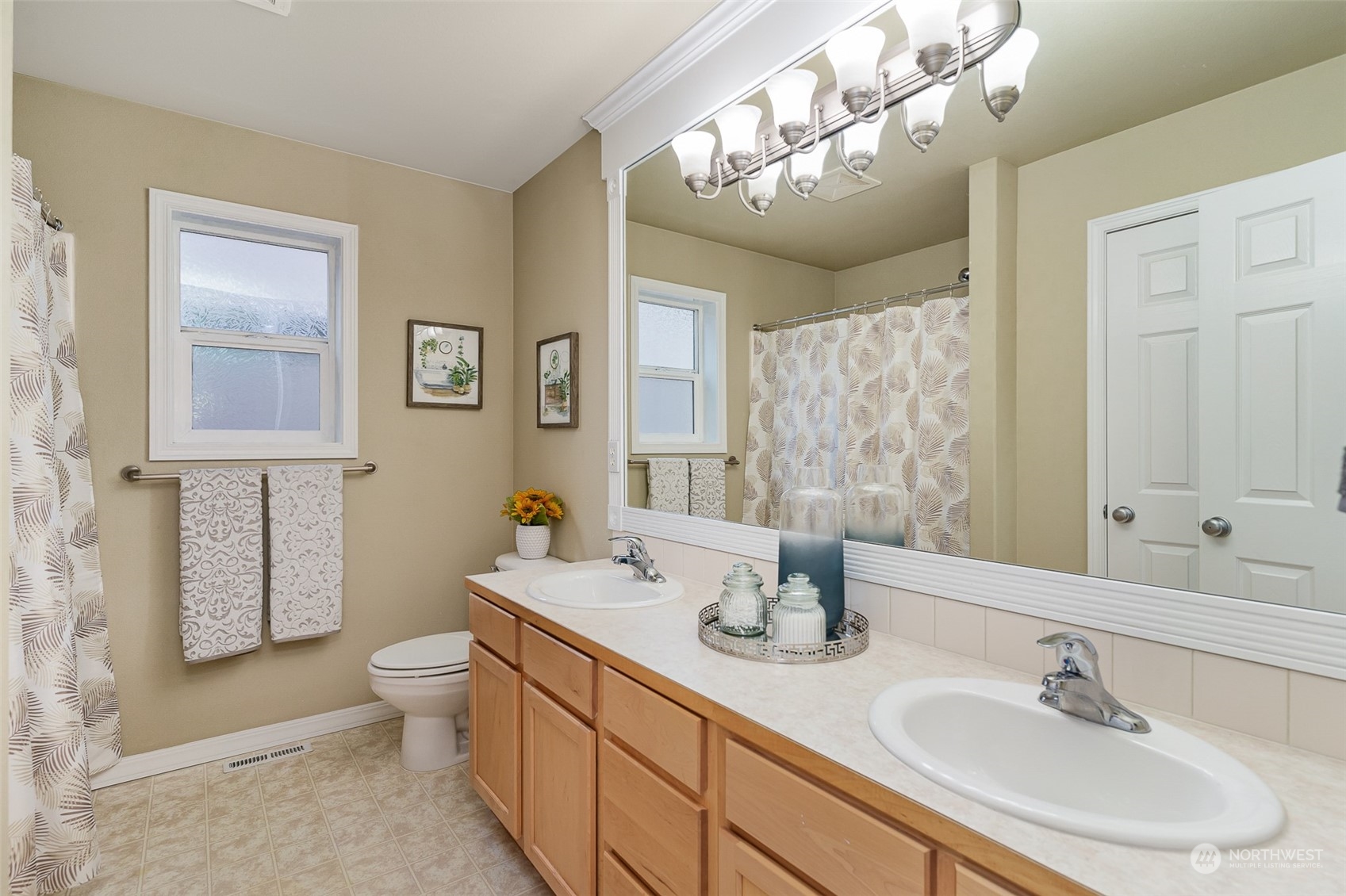 1700 SW Holly Street