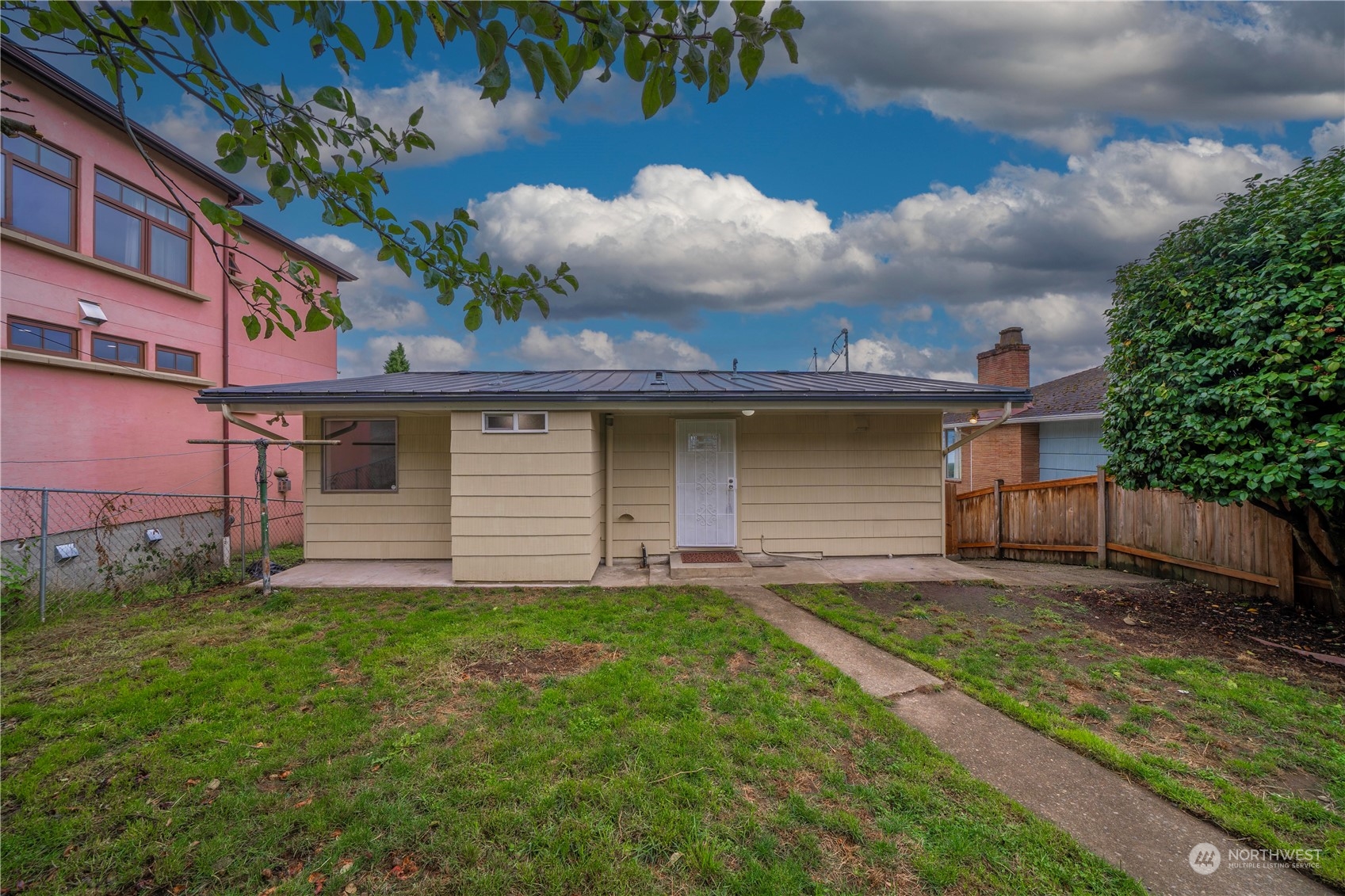 10057 Arrowsmith Avenue S