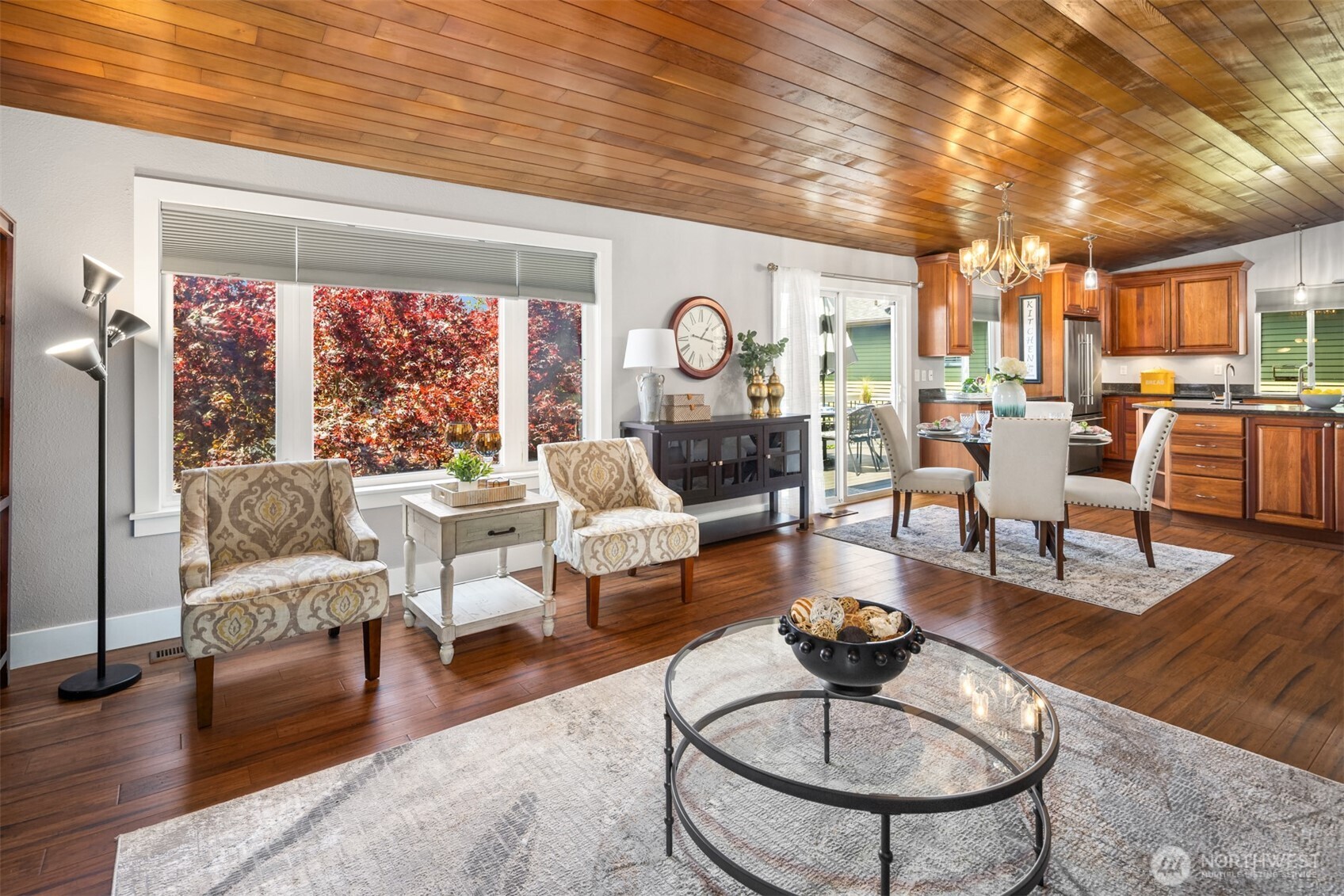 9011 Latona Avenue NE