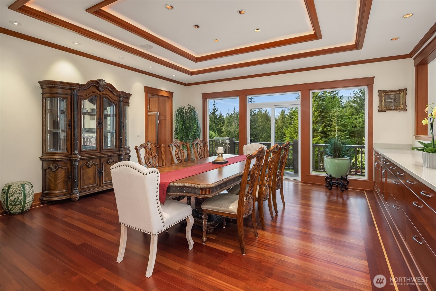 15803 Uplands Way SE