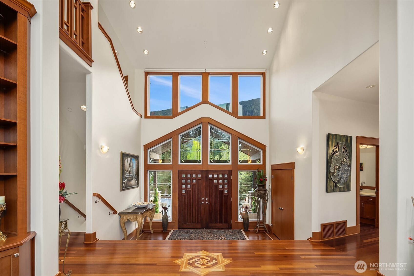 15803 Uplands Way SE