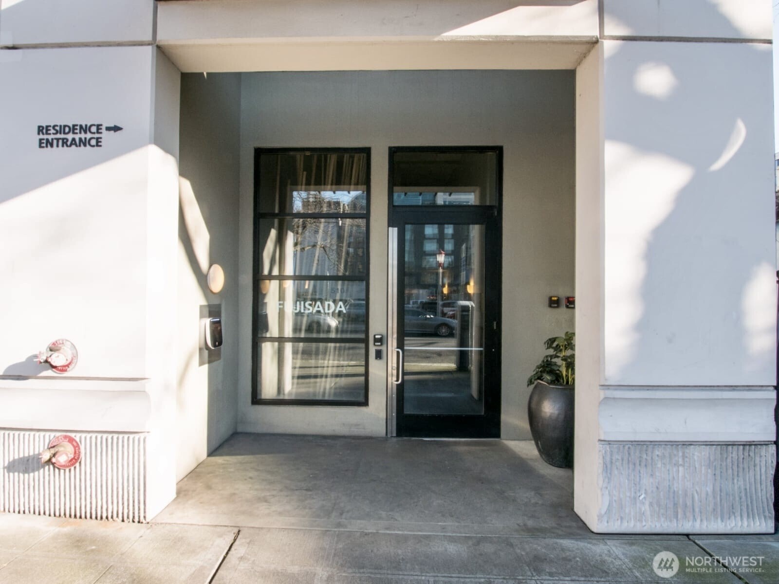 510 6th Avenue S Unit: 603