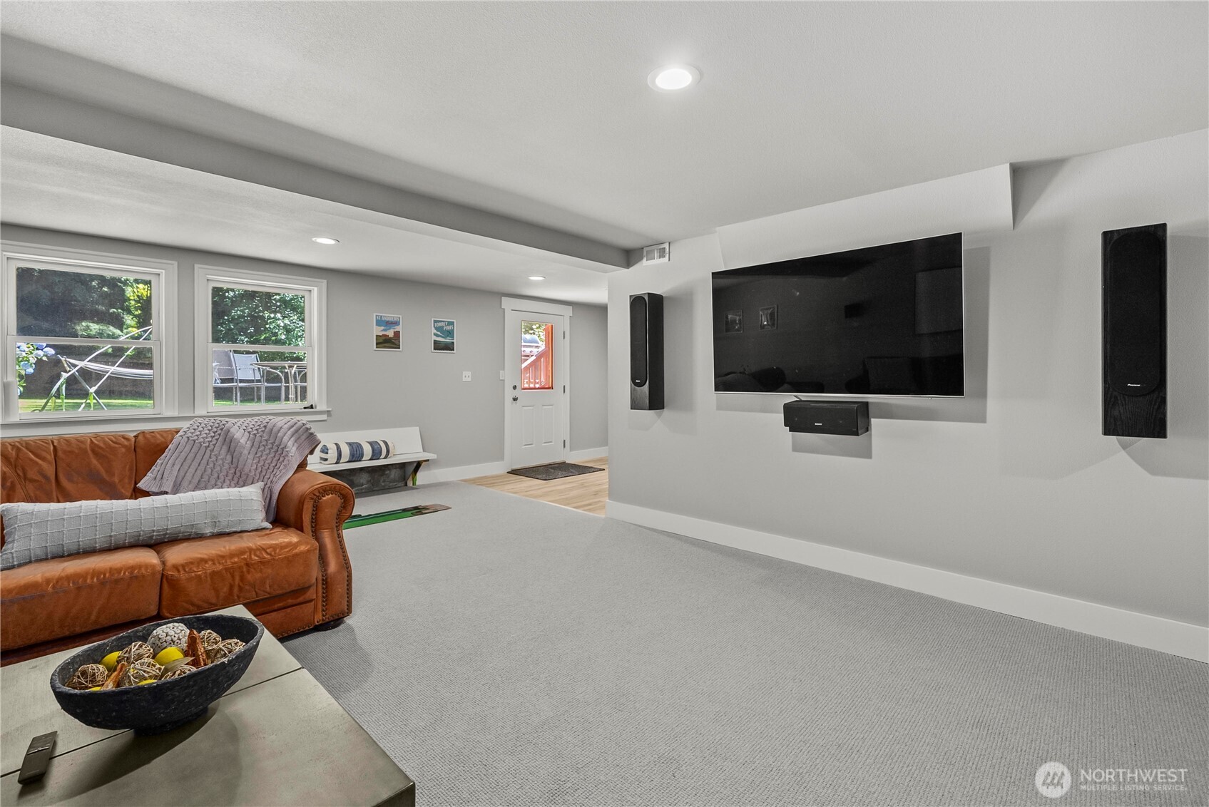 18443 Ballinger Way NE