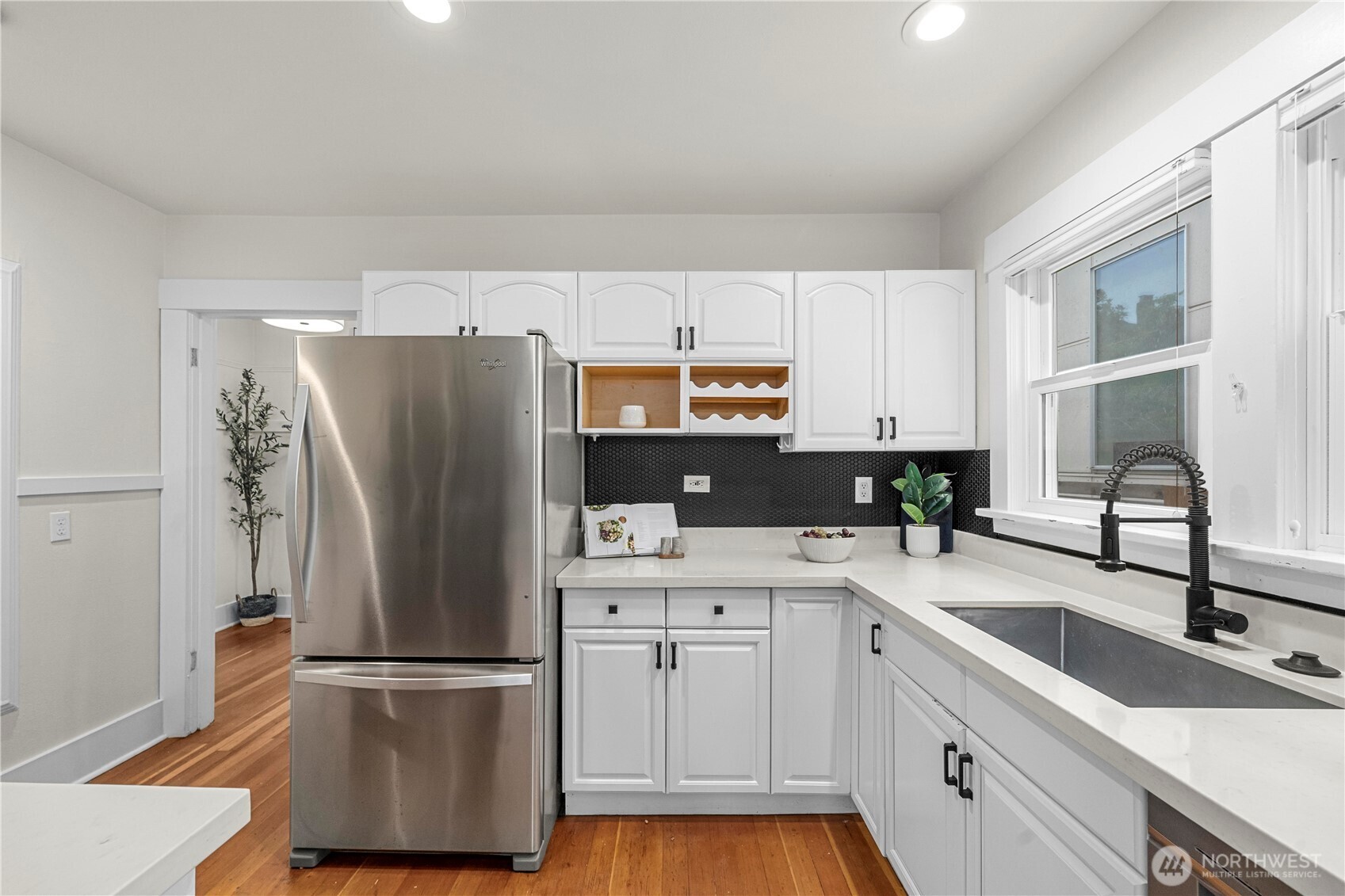 1509 4th Avenue W