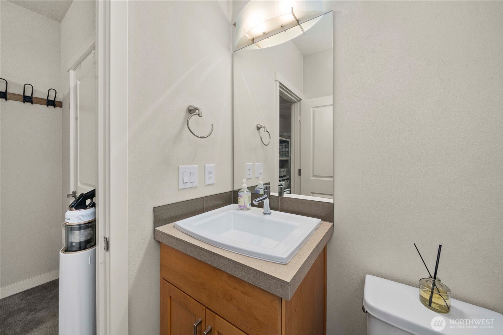 23000 NE 8th Street Unit: E5