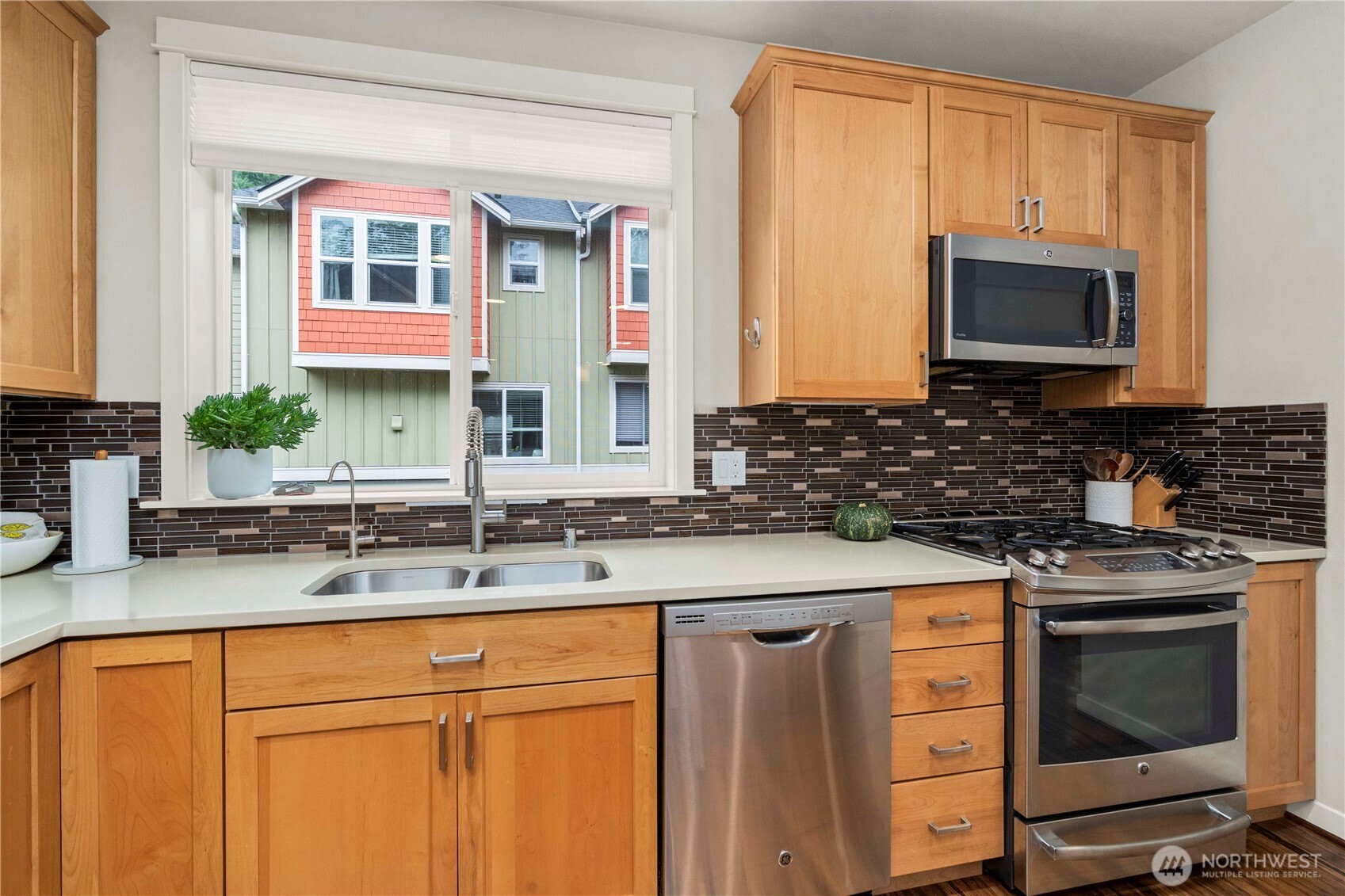23000 NE 8th Street Unit: E5