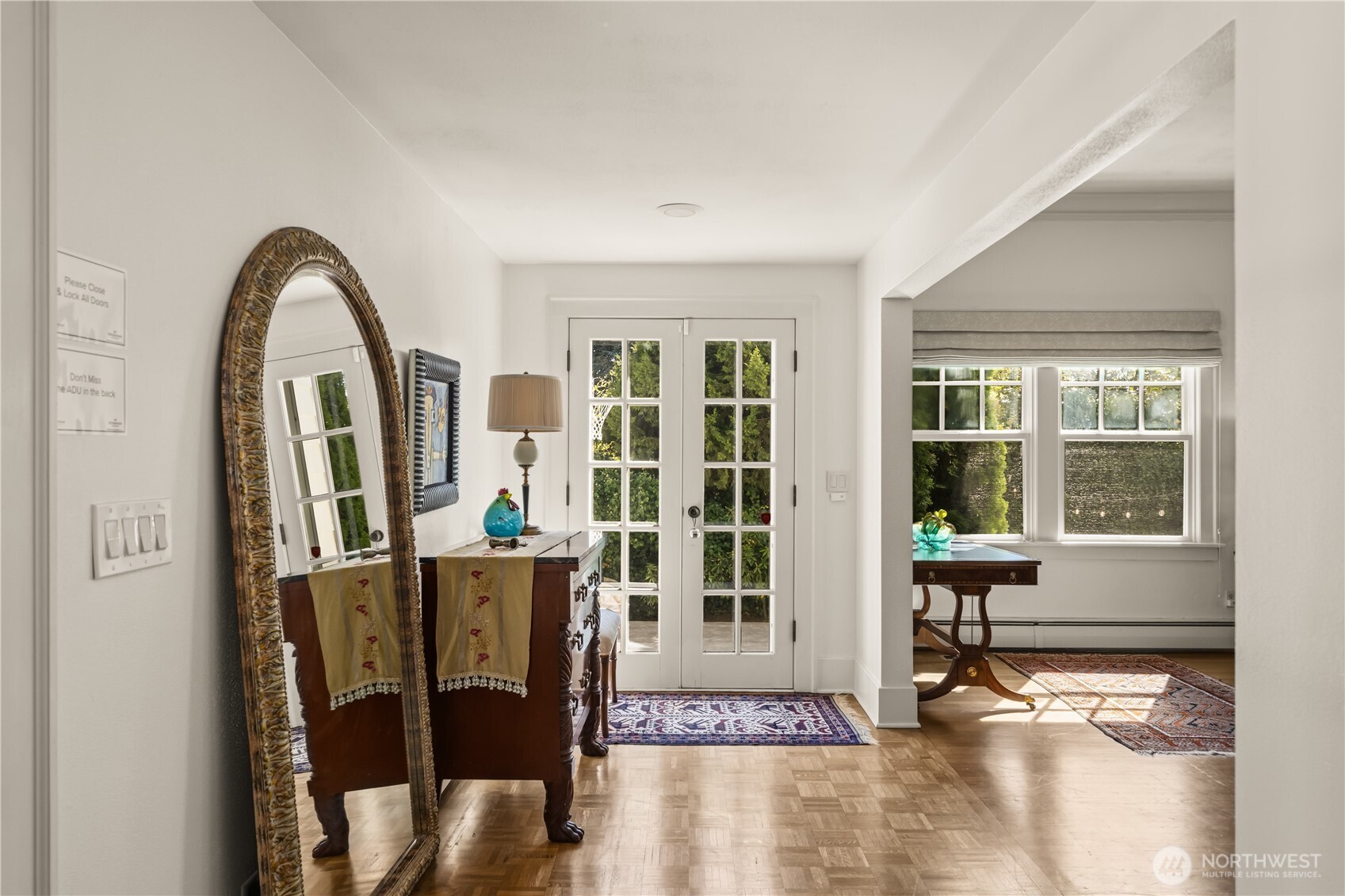 3233 Magnolia Boulevard W