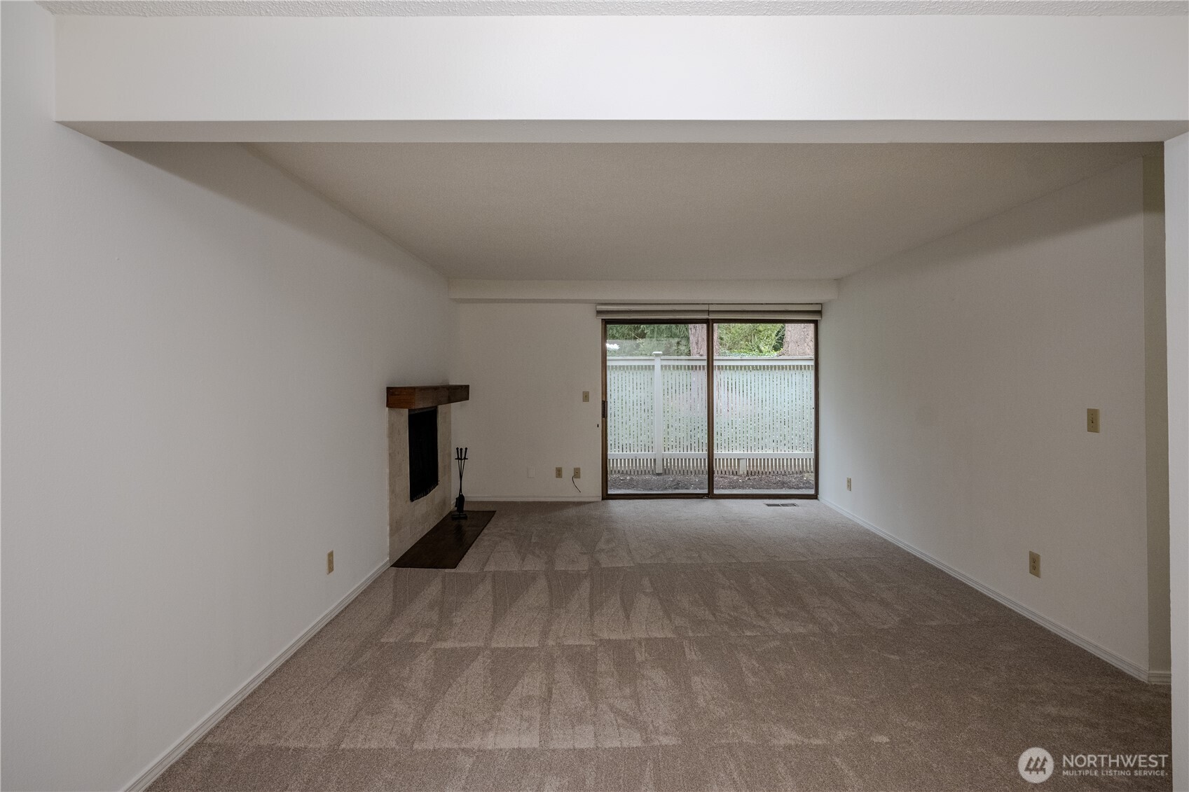 9904 NE 124th Street Unit: 1005