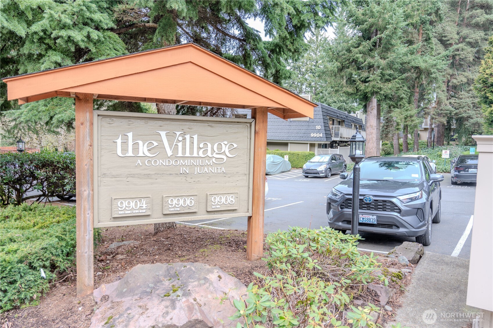 9904 NE 124th Street Unit: 1005