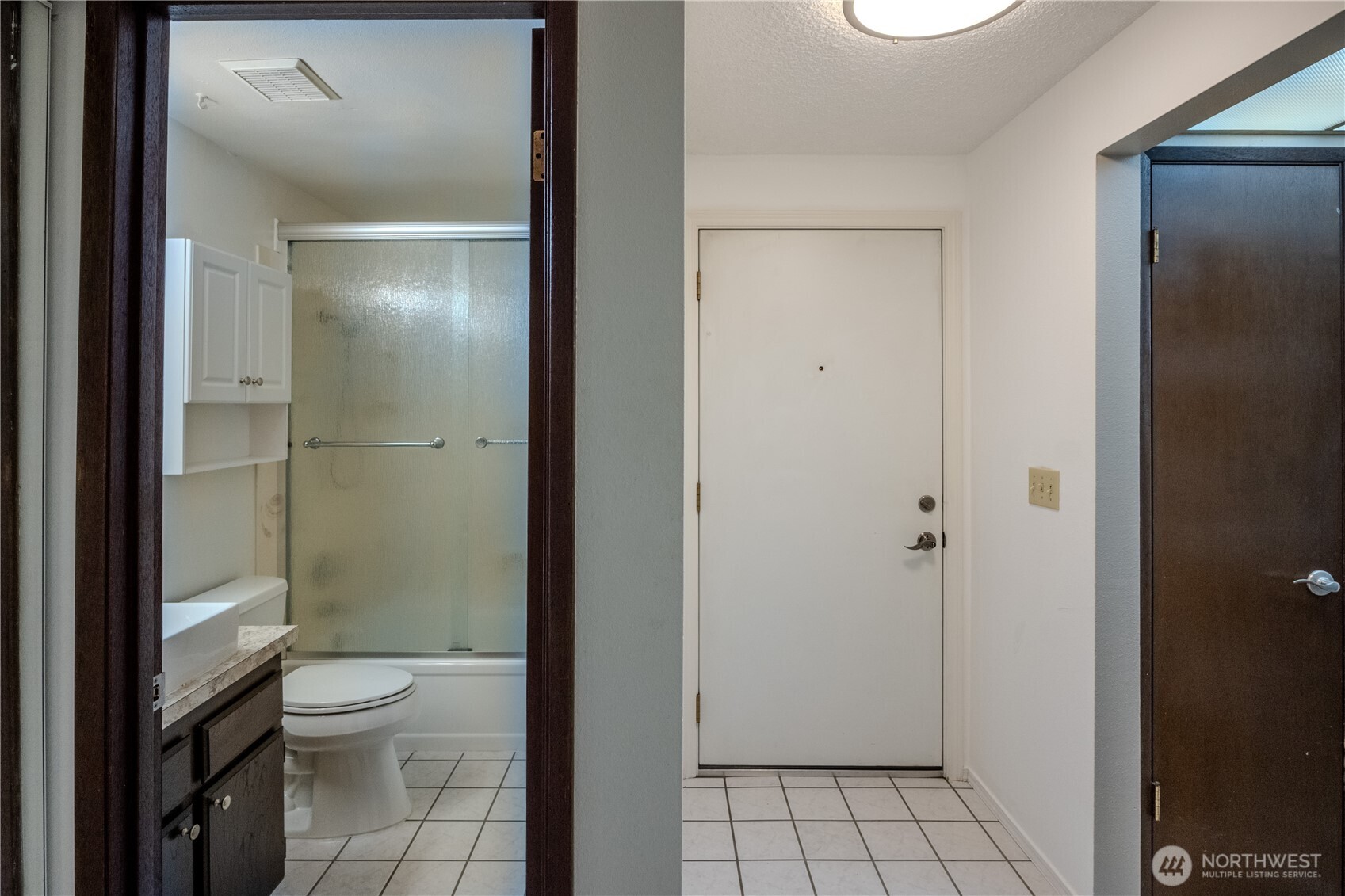9904 NE 124th Street Unit: 1005