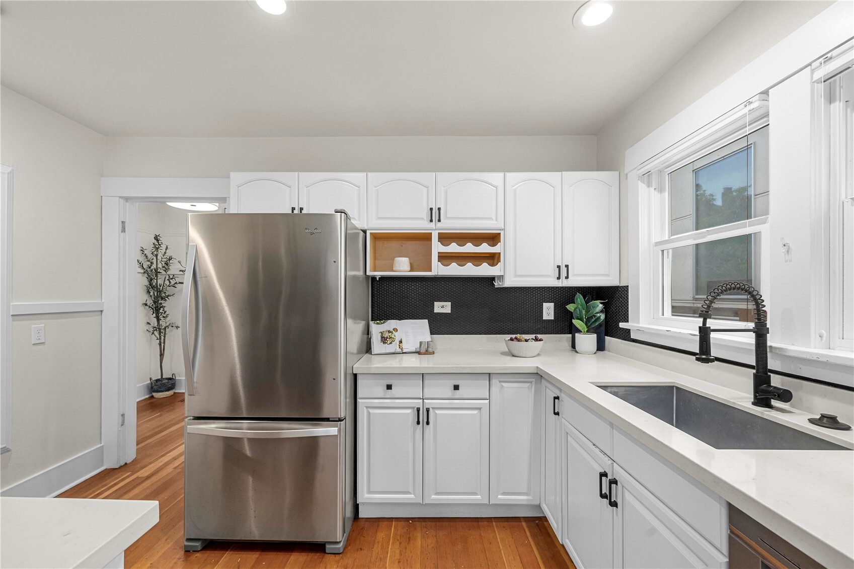 1509 4th Avenue W
