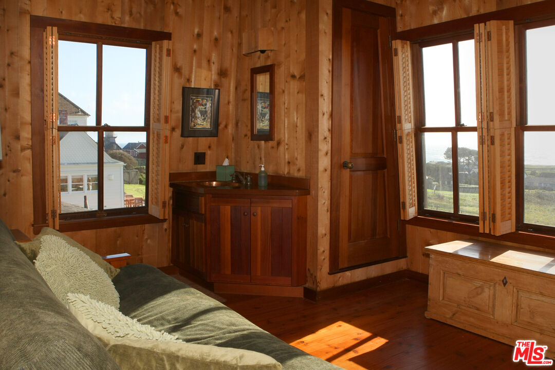 45340 Little Lake St Unit: A