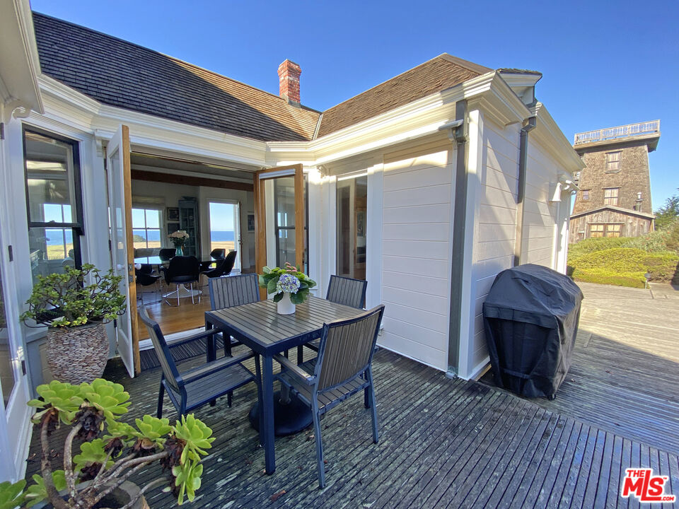 45340 Little Lake St