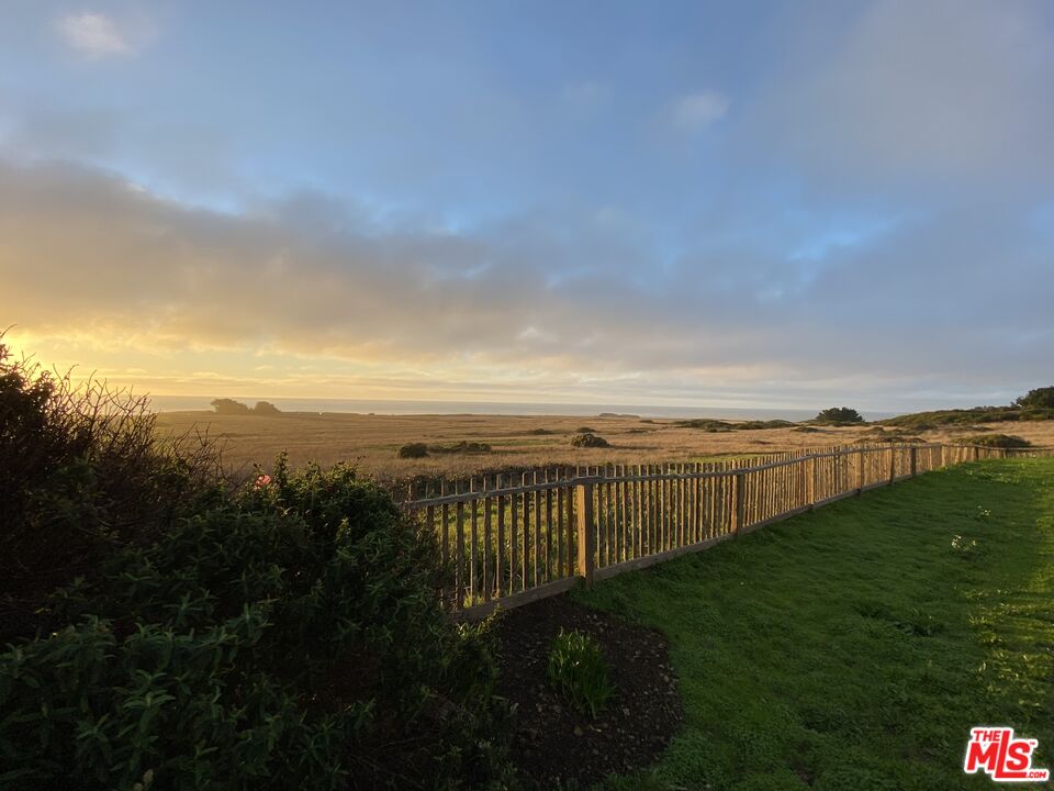 45340 Little Lake St